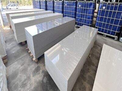 I-Quartz Stone Esikhombisene: Ukhetho Olunomvume Lomndeni Womlando